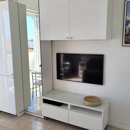 Daire Pleasant With View Sea Beaches *